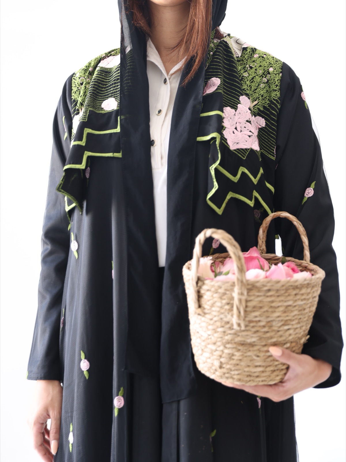 SHATHA__DESIGNS - Mnsaj