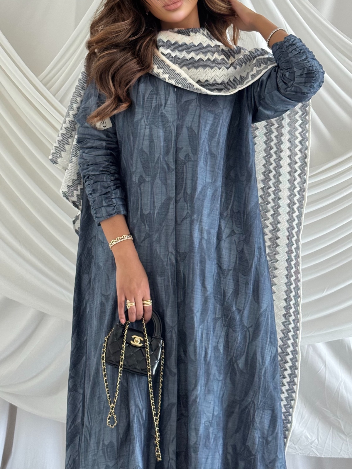 ALDA_ABAYA - Alternate View - Mnsaj