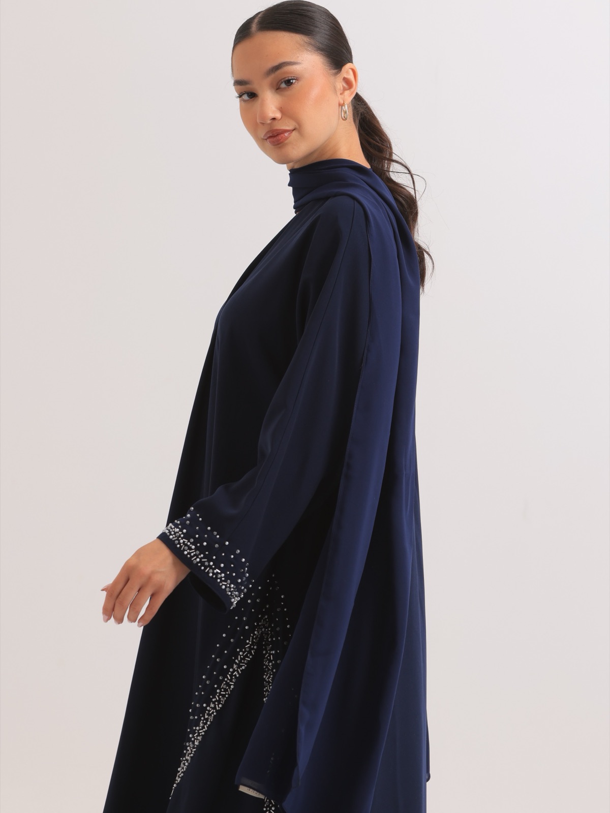 LEVE_COUTURE - Image 4 - Mnsaj