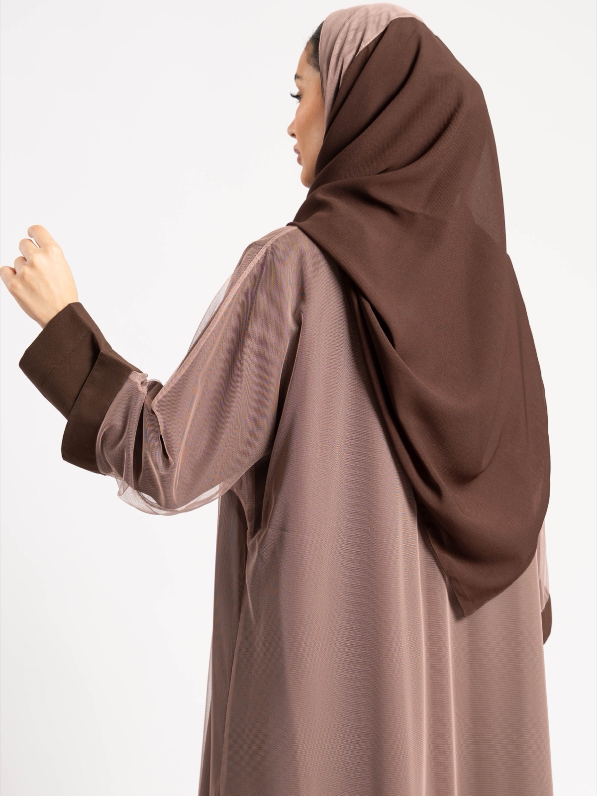 SHAIKHA.ALABDULKARIM - Image 5 - Mnsaj