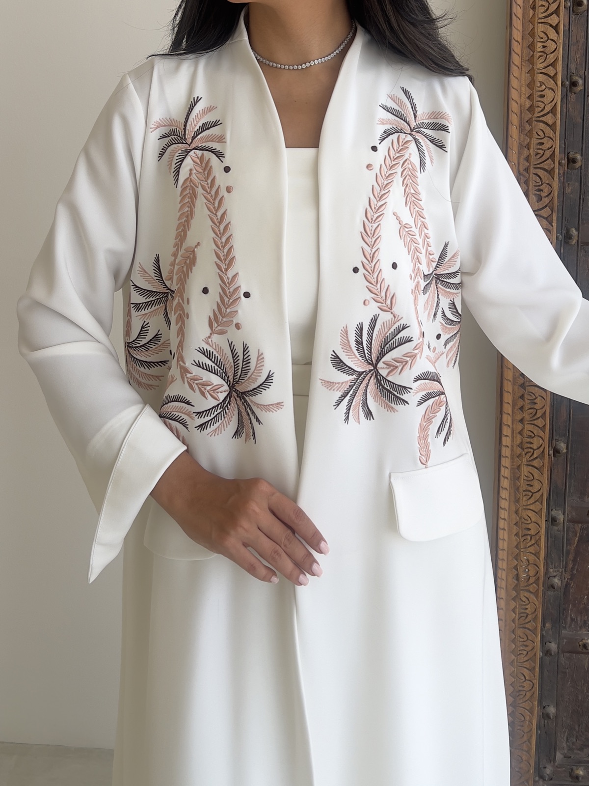 LN_THREADS - Image 4 - Mnsaj