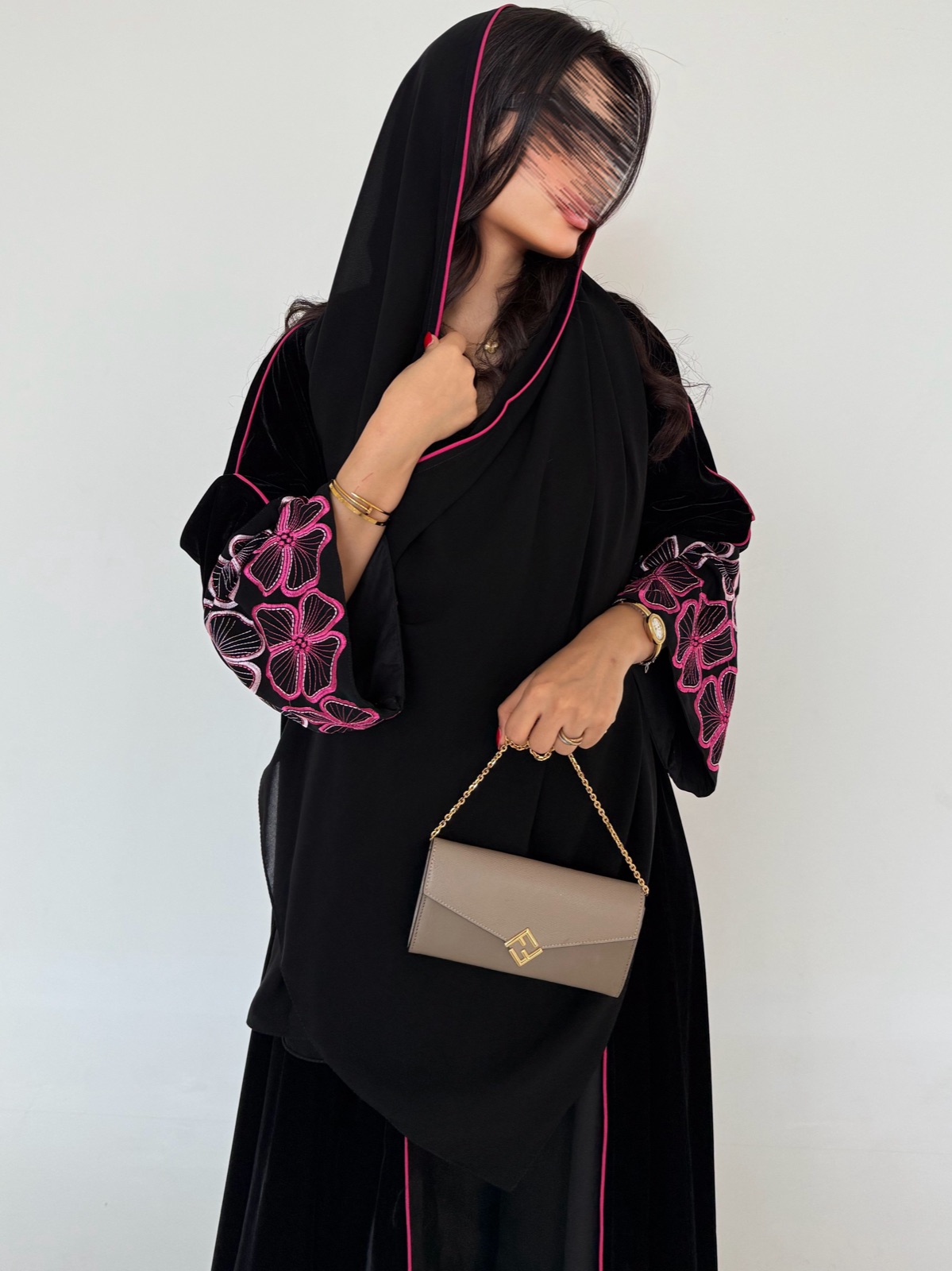 LYL.ABAYAS - Image 3 - Mnsaj