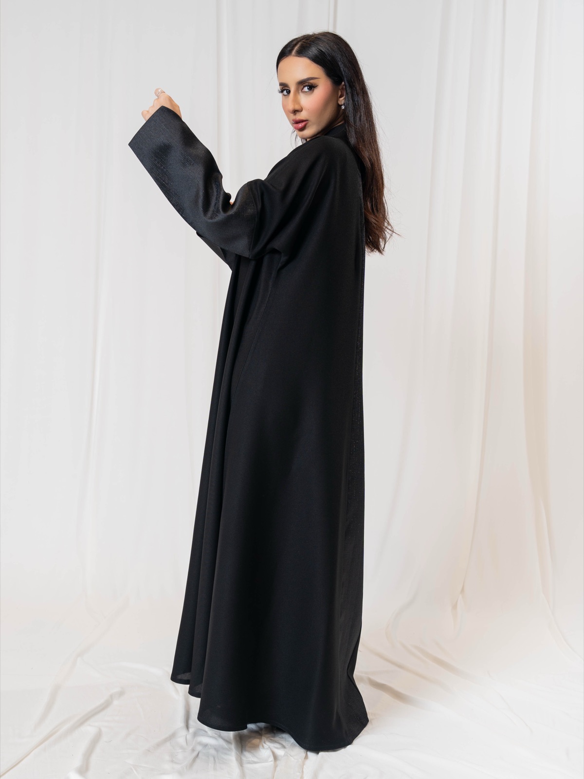 DHEL.ABAYA - Alternate View - Mnsaj