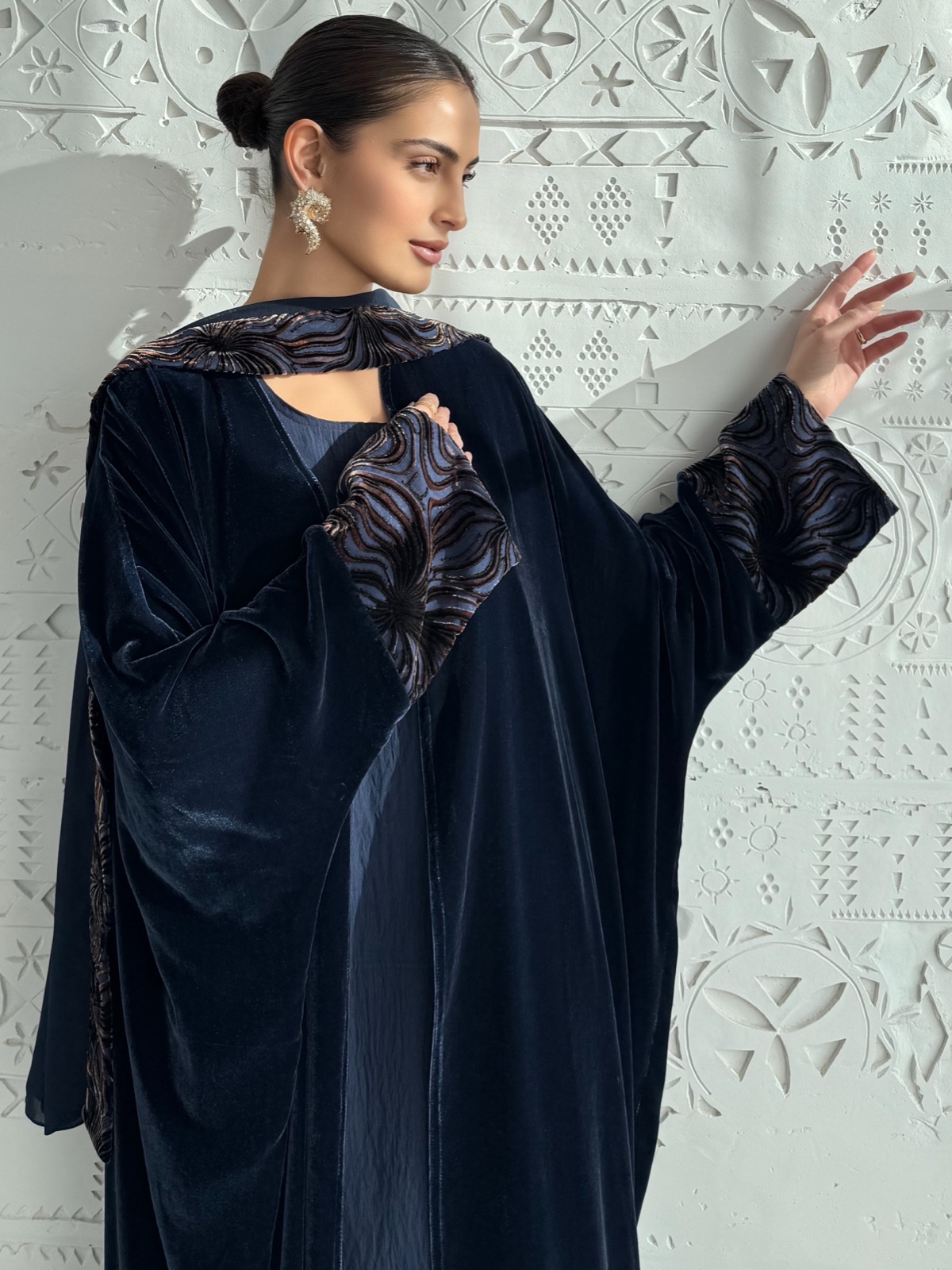 SHAIKHA.ALABDULKARIM - Image 5 - Mnsaj