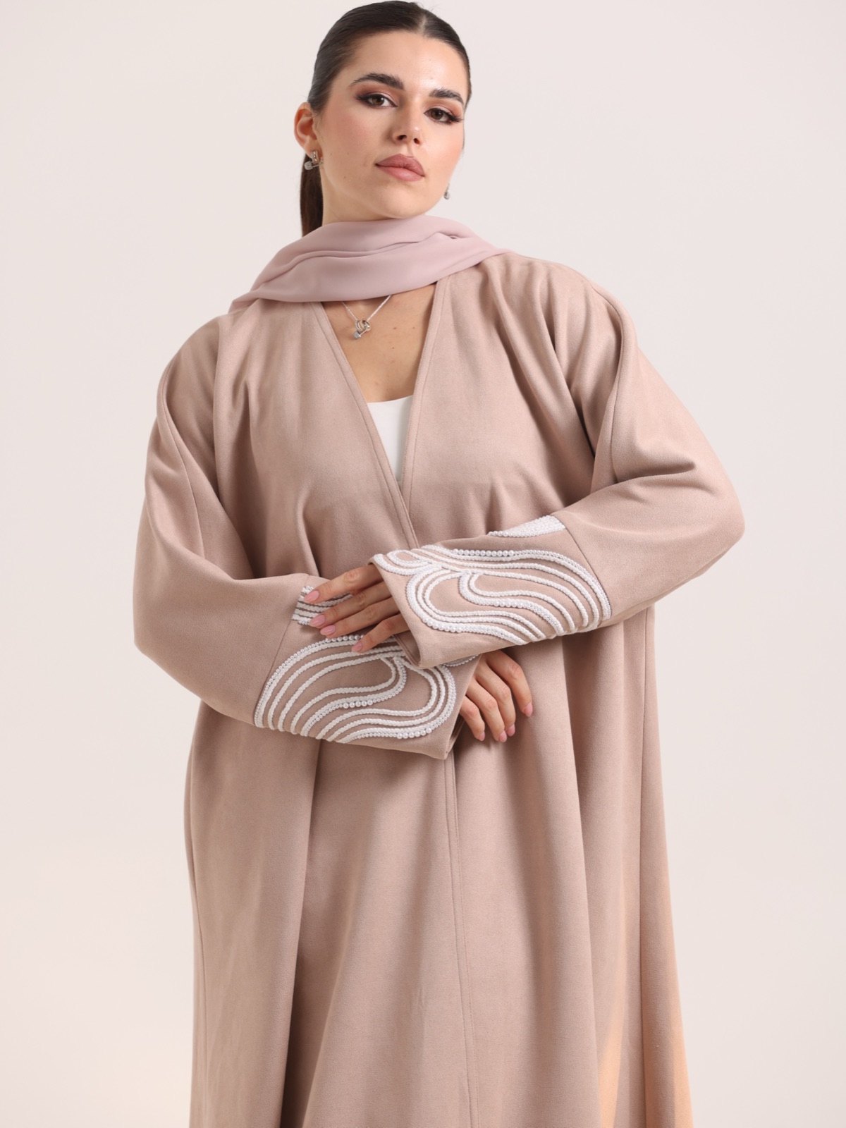 LEVE_COUTURE - Mnsaj