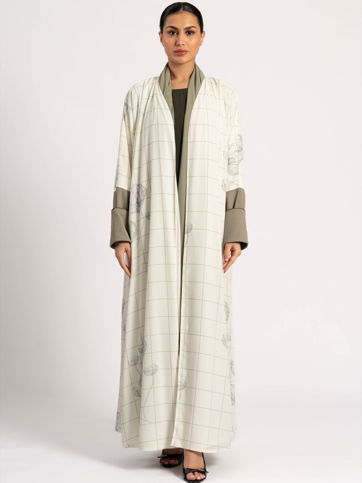 SHAIKHA.ALABDULKARIM - Image 5 - Mnsaj