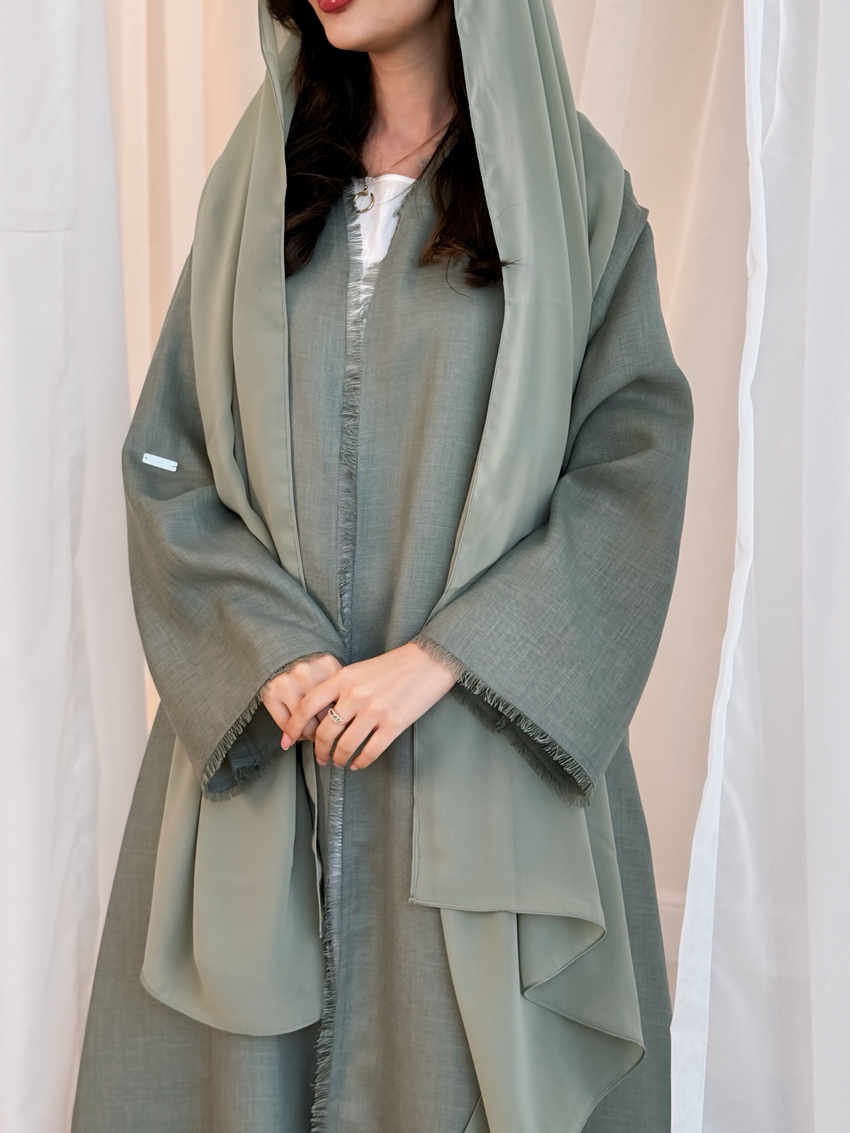 JULY_BOUTIQUE - Alternate View - Mnsaj