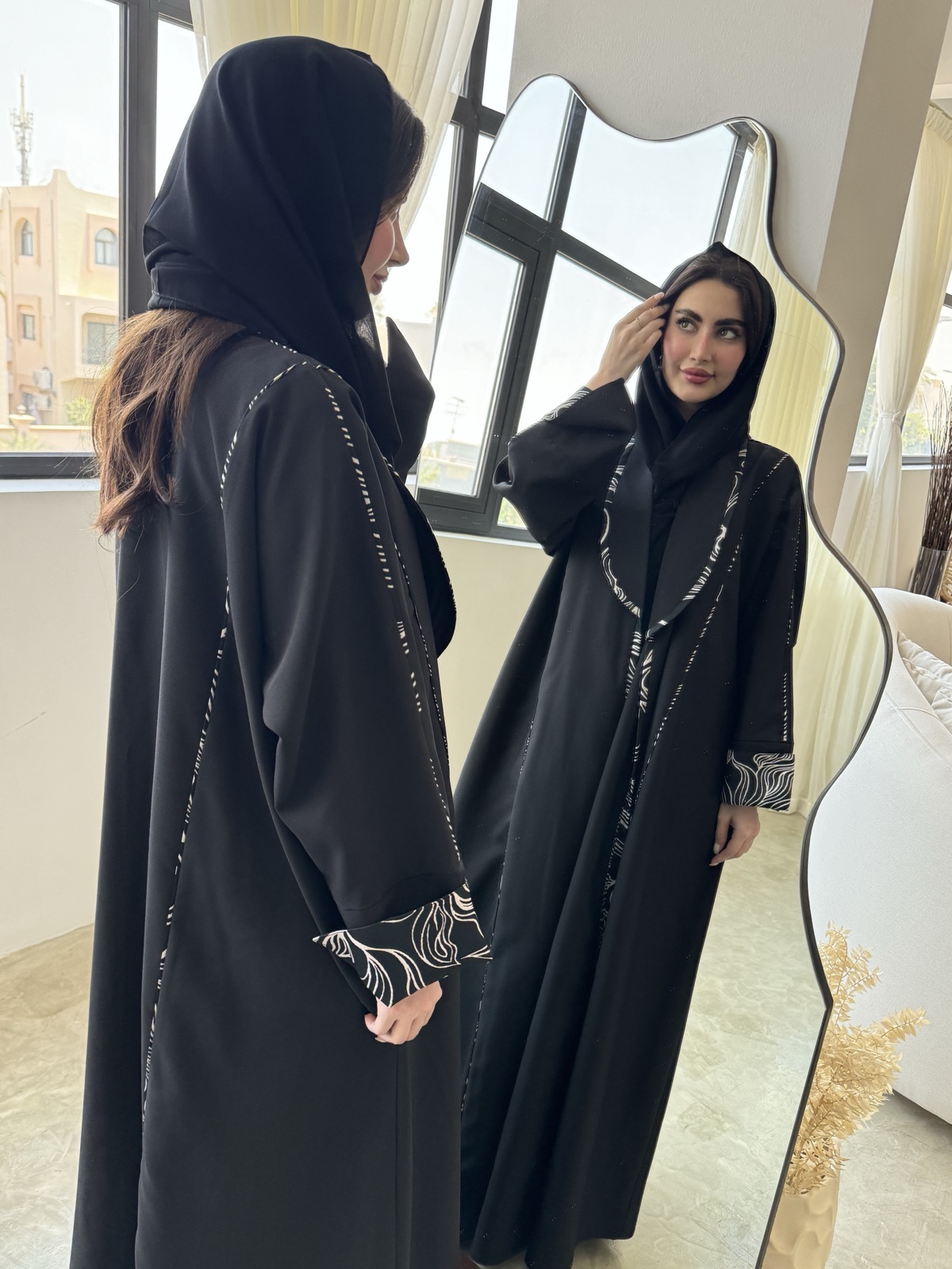 BYFCOUTURE - Image 4 - Mnsaj