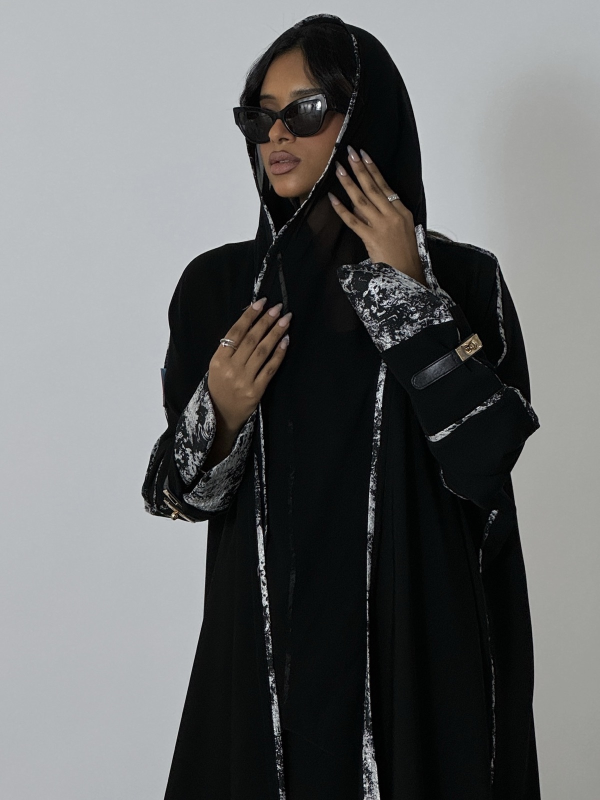 CUIR.LINES - Alternate View - Mnsaj