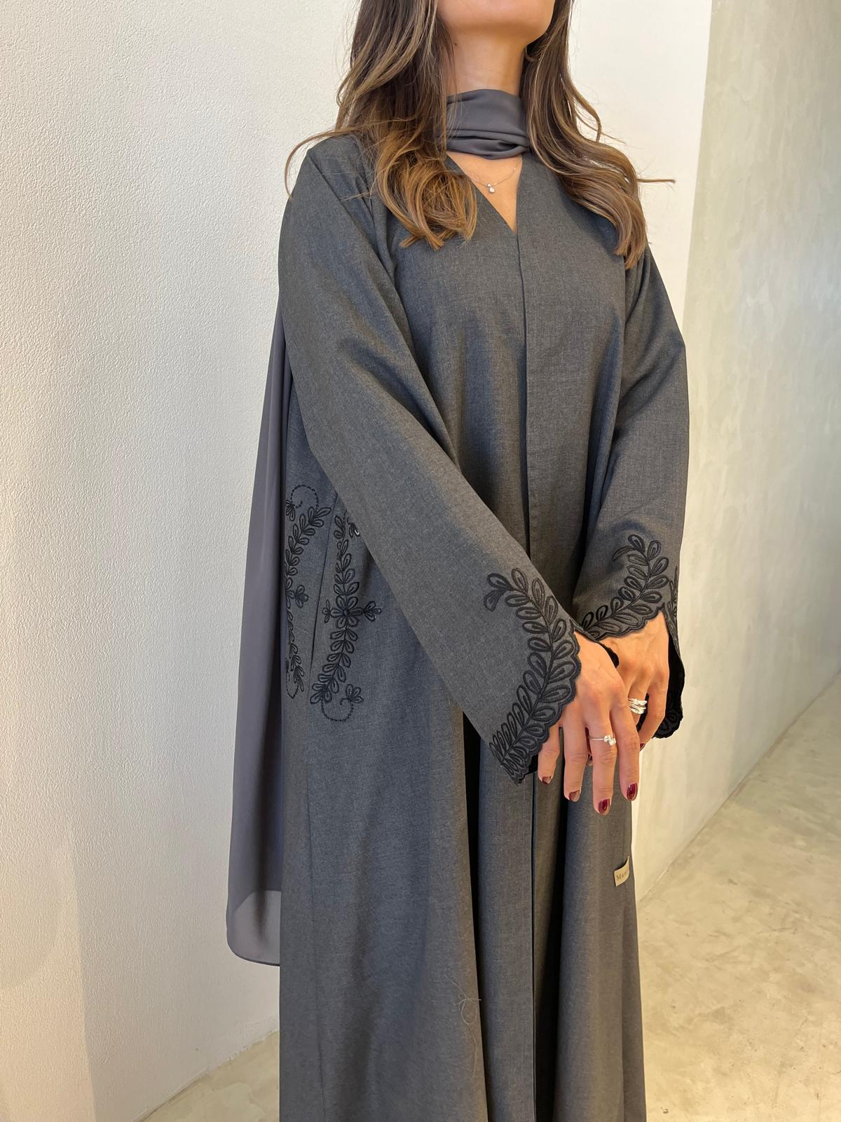 MANTLE.BH - Image 3 - Mnsaj