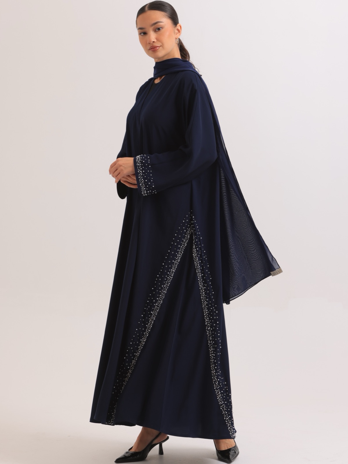 LEVE_COUTURE - Alternate View - Mnsaj