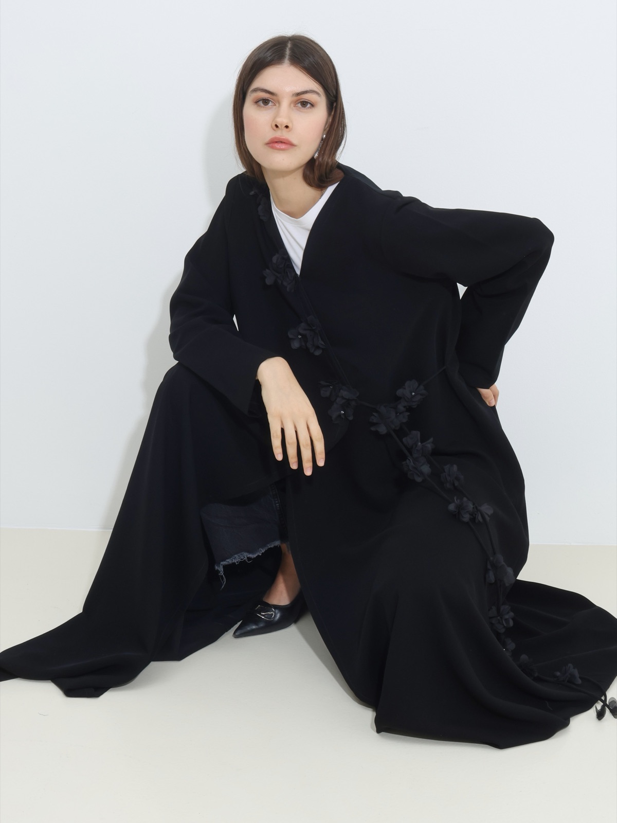 IRIS_ABAYABH - Image 3 - Mnsaj