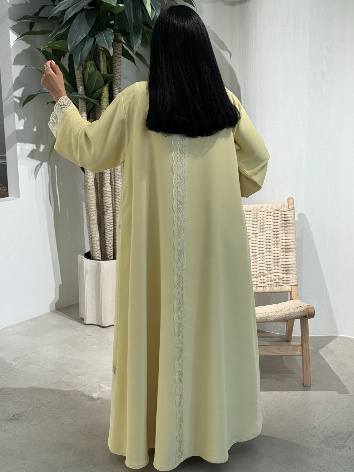 AT.BYAMINAALTAMIMI - Alternate View - Mnsaj