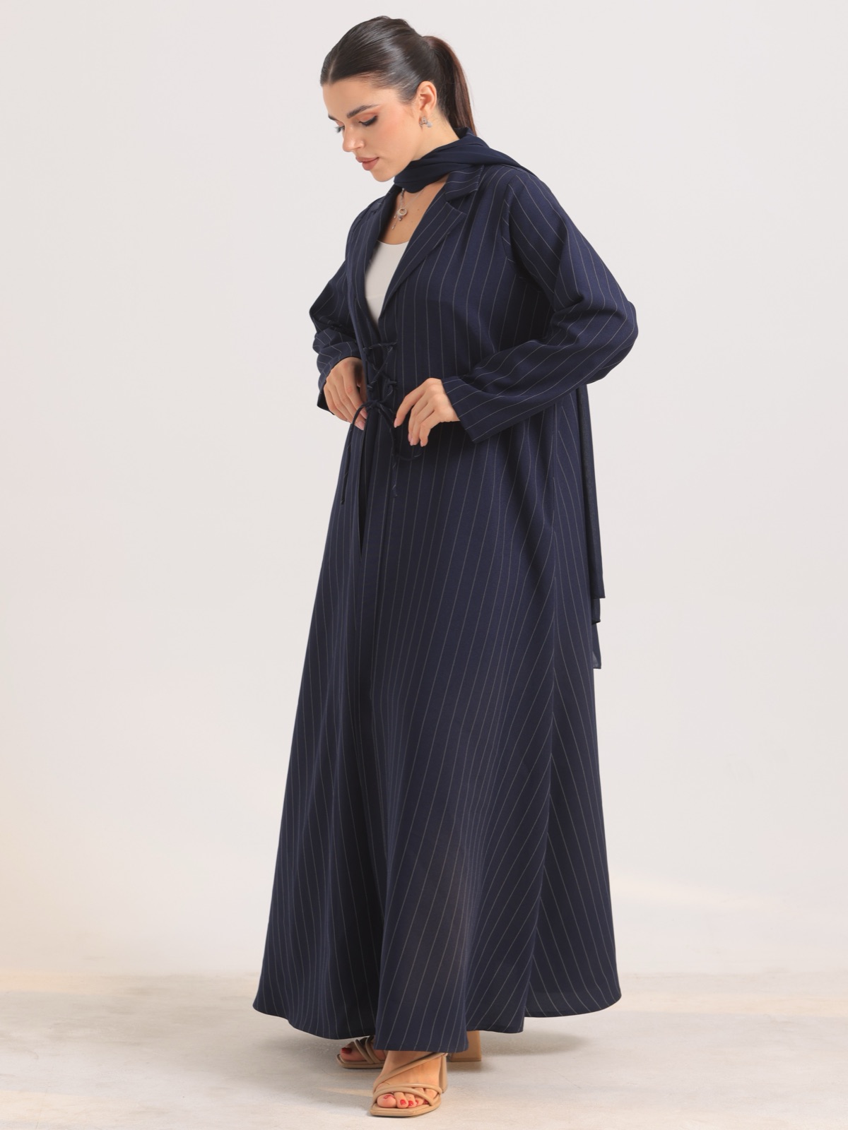 LEVE_COUTURE - Image 3 - Mnsaj