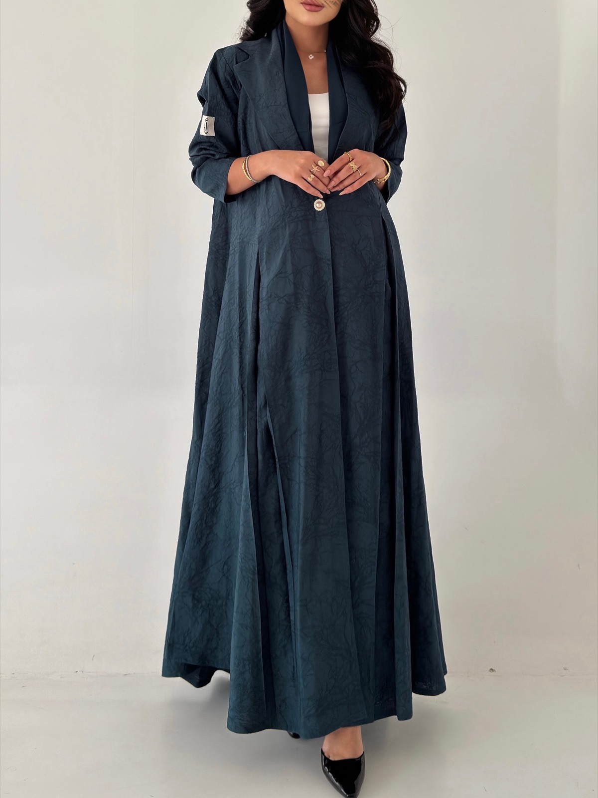 ALDA_ABAYA - Image 3 - Mnsaj