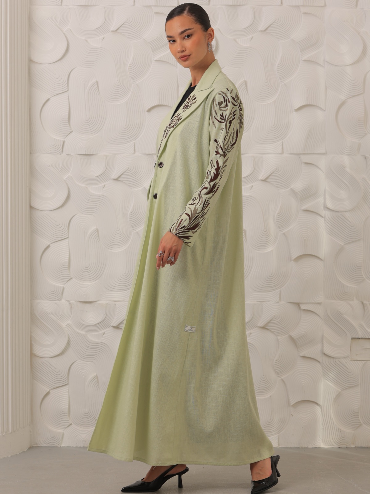 LN_THREADS - Image 4 - Mnsaj