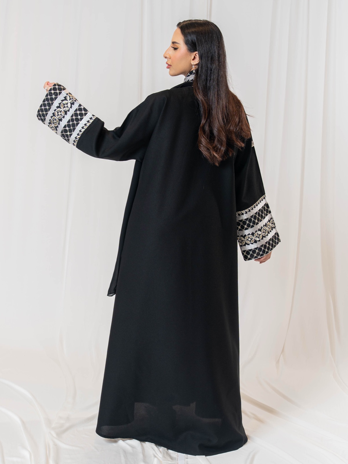 ORAS.ABAYA - Alternate View - Mnsaj