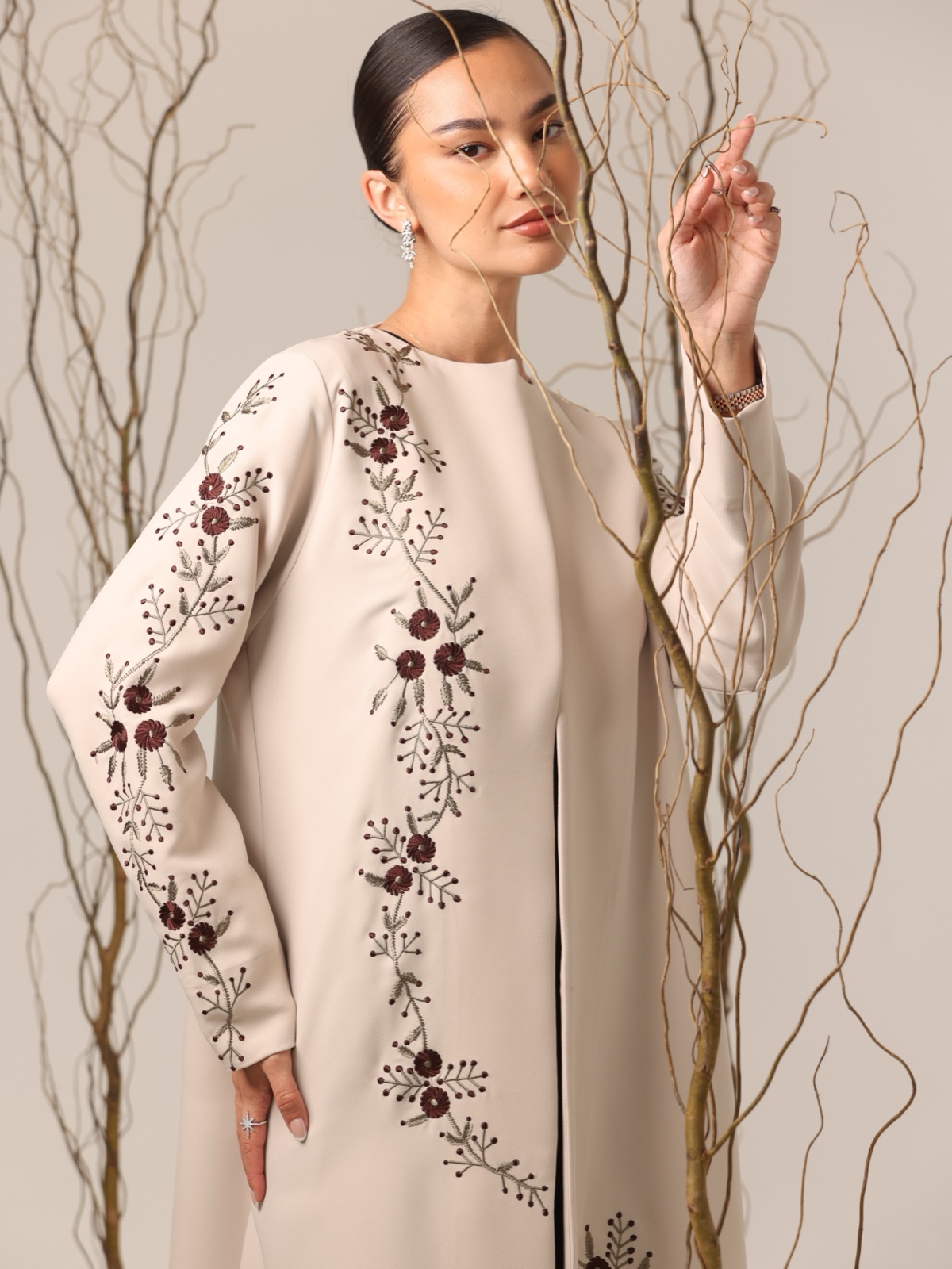 LN_THREADS - Image 3 - Mnsaj