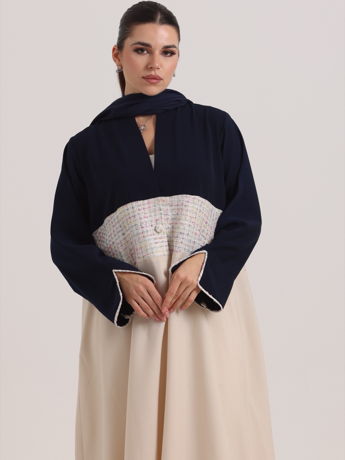 LEVE_COUTURE - Mnsaj