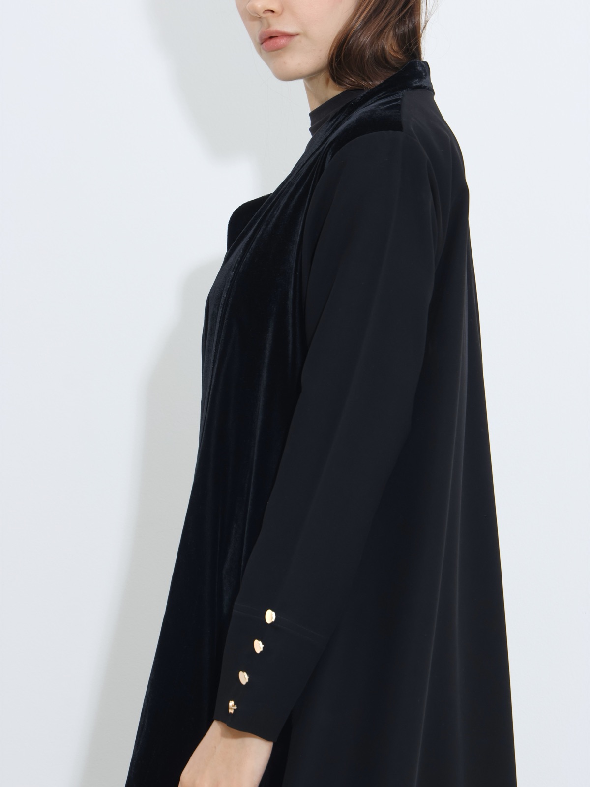 IRIS_ABAYABH - Image 3 - Mnsaj