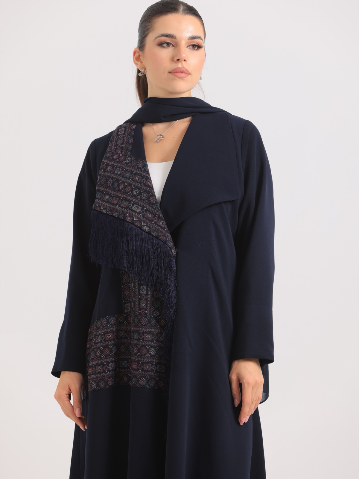 LEVE_COUTURE - Image 4 - Mnsaj