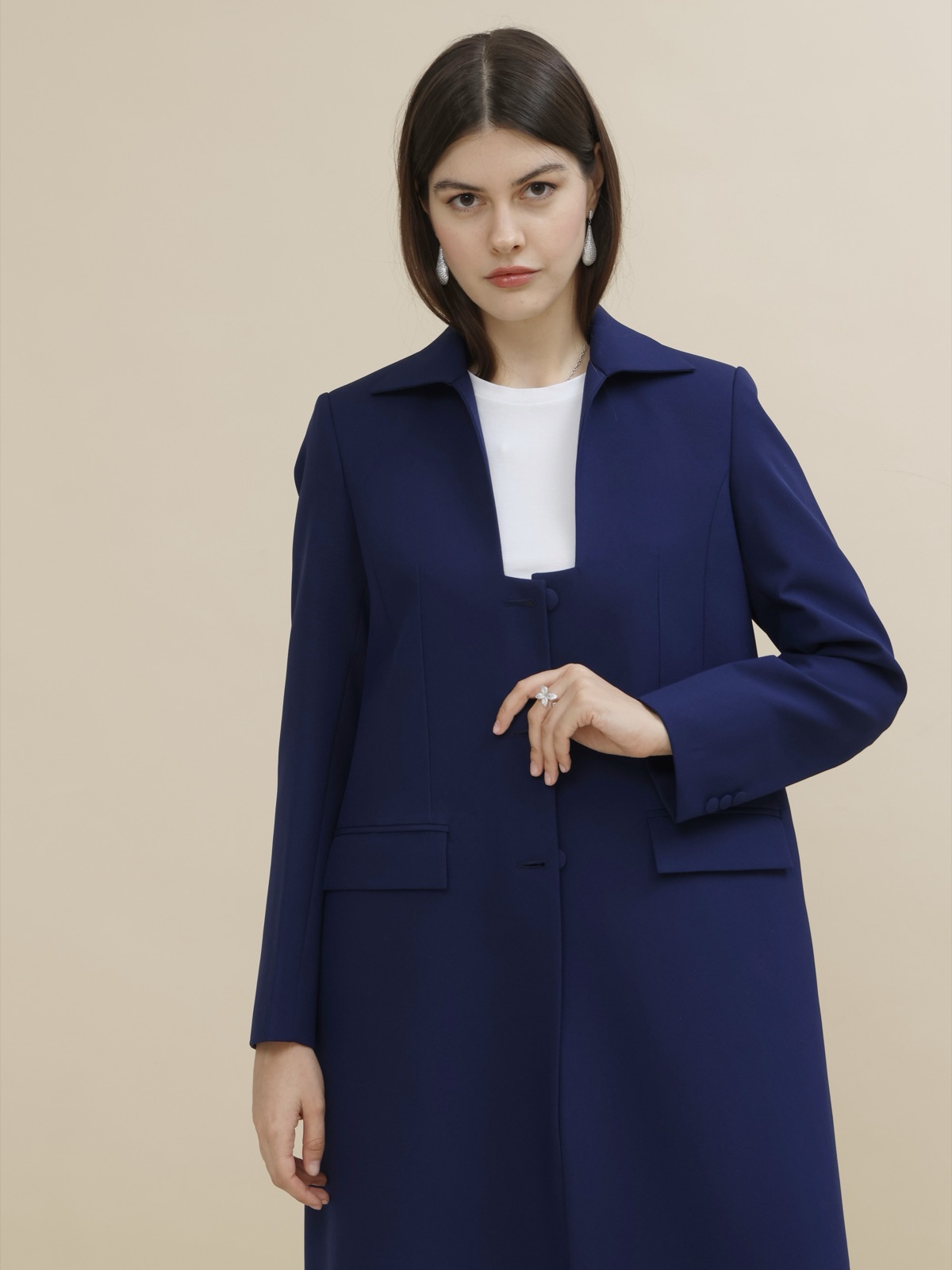 IRIS_ABAYABH - Image 3 - Mnsaj