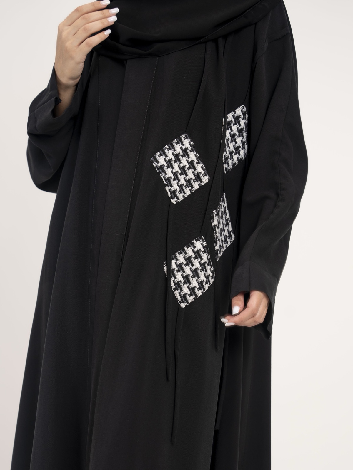 SHAIKHA.ALABDULKARIM - Image 5 - Mnsaj